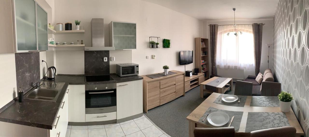 Cosy Apartment In An Excellent Location Vel'ka Lomnica Exterior photo